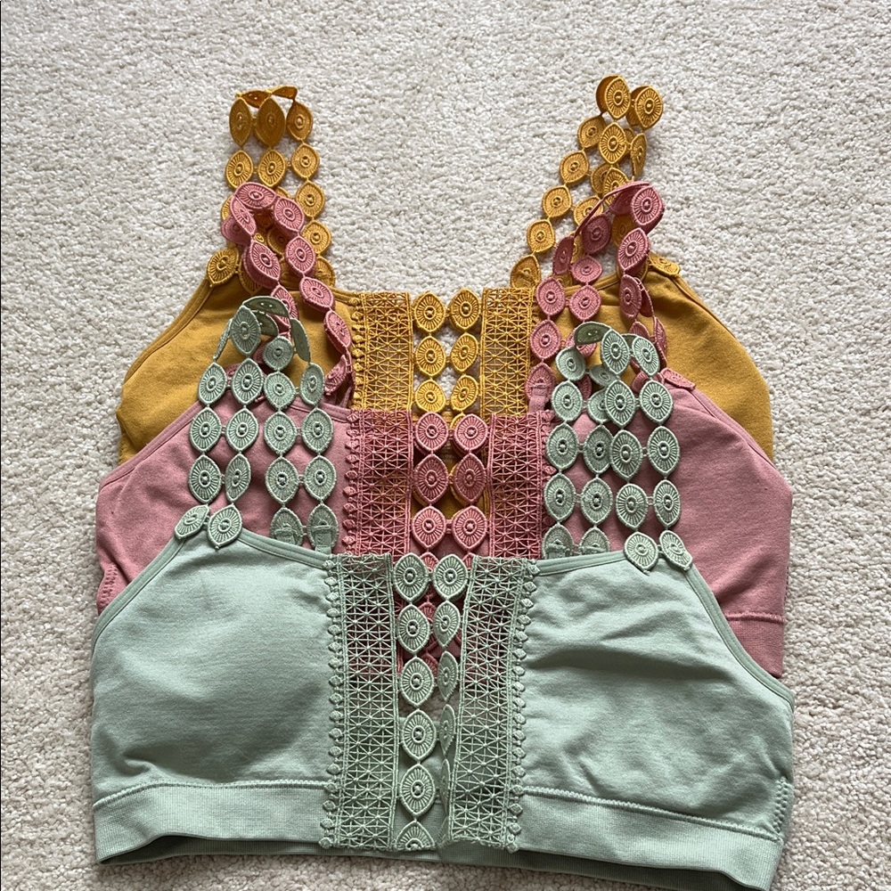 Beautiful Cami/Bras with Pads, EUC